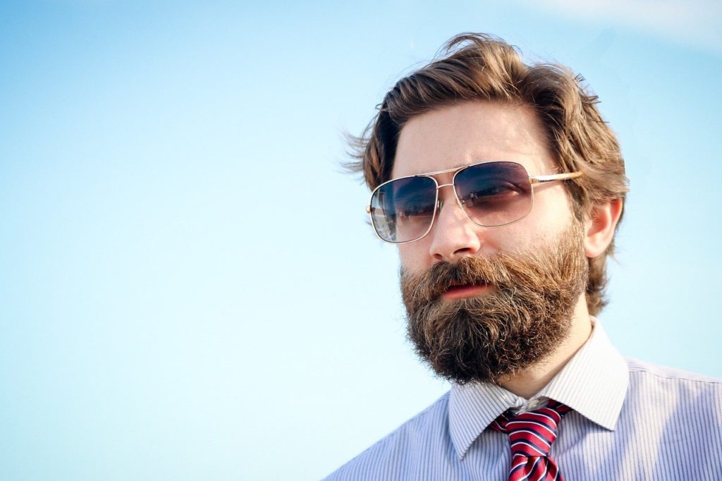 How Your Alluring Beard Affects the People Around You