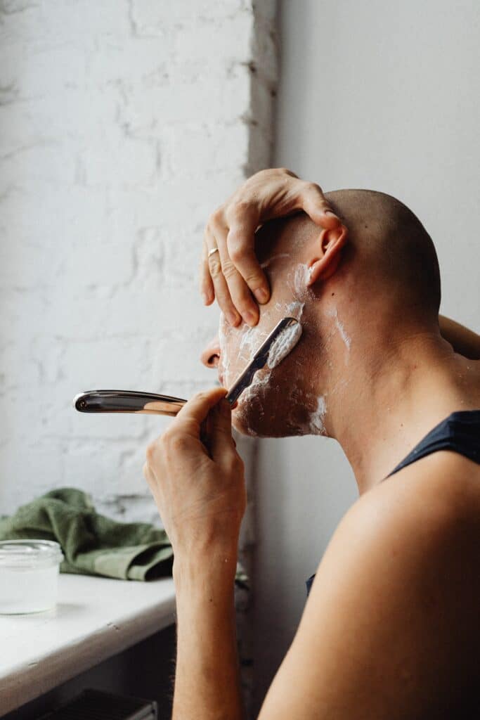 tips on how to shave with an electric razor